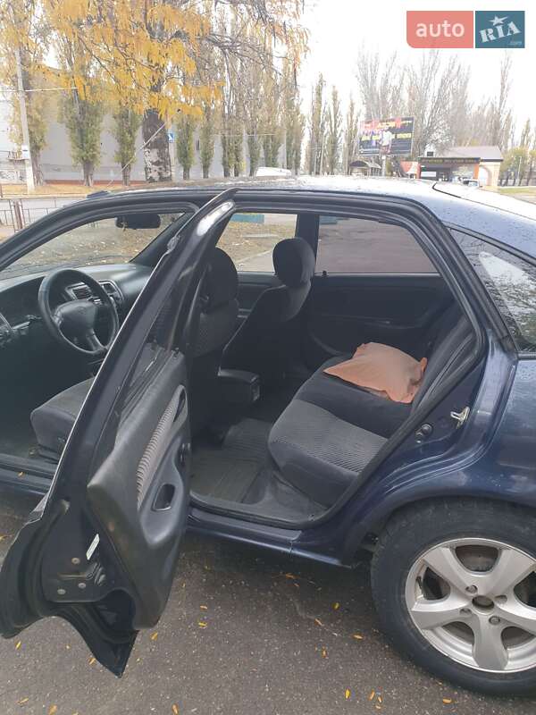 Лифтбек Toyota Corolla 1995 в Одессе