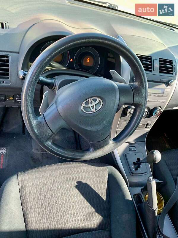 Седан Toyota Corolla 2008 в Одессе