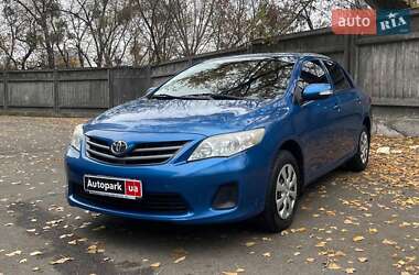 Седан Toyota Corolla 2011 в Києві