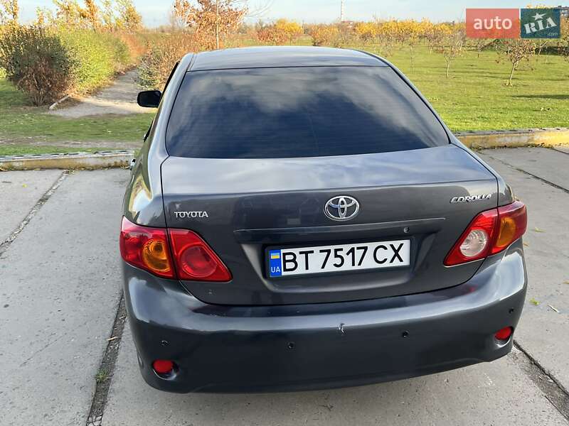 Седан Toyota Corolla 2008 в Херсоні