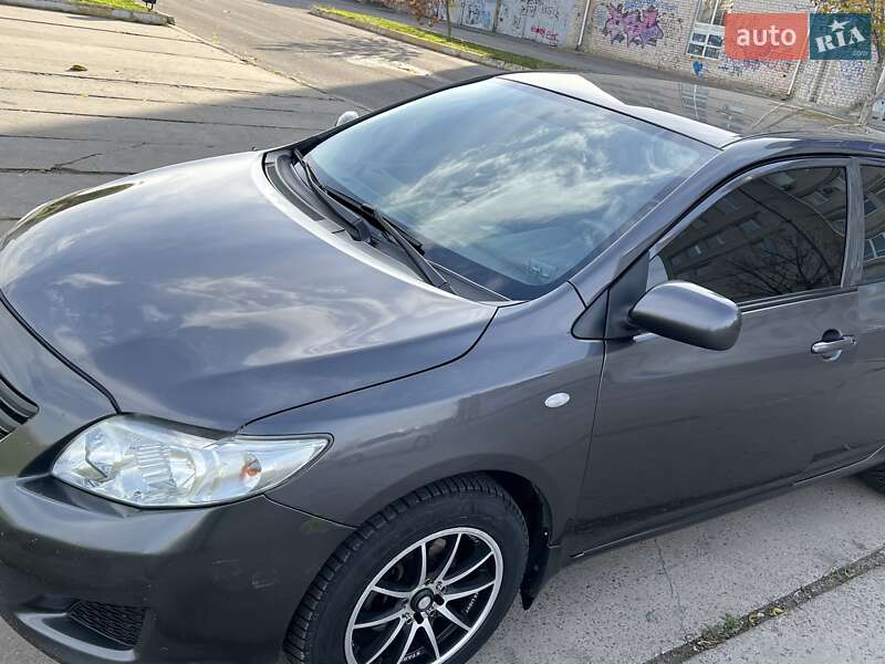 Седан Toyota Corolla 2008 в Херсоні