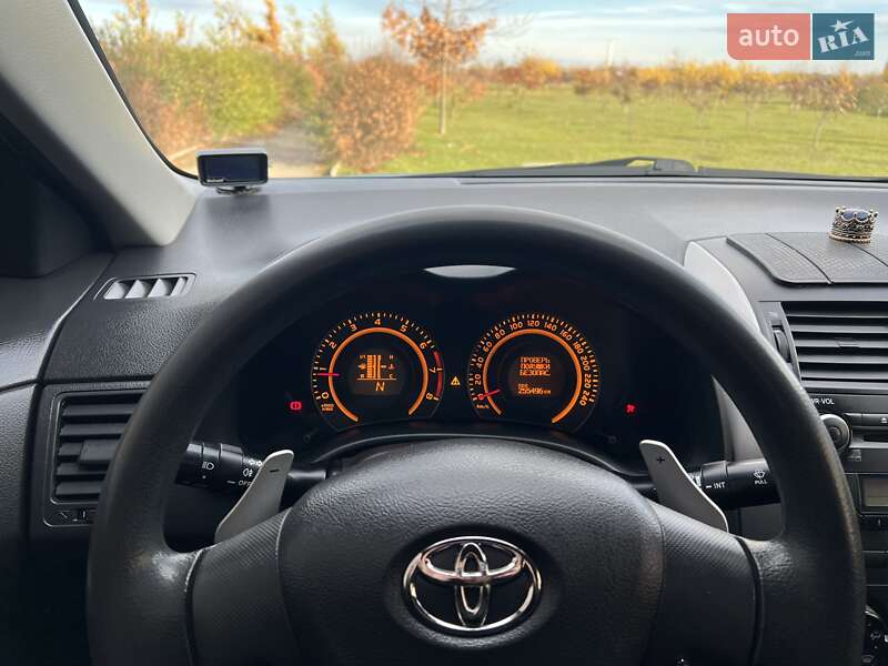 Седан Toyota Corolla 2008 в Херсоні