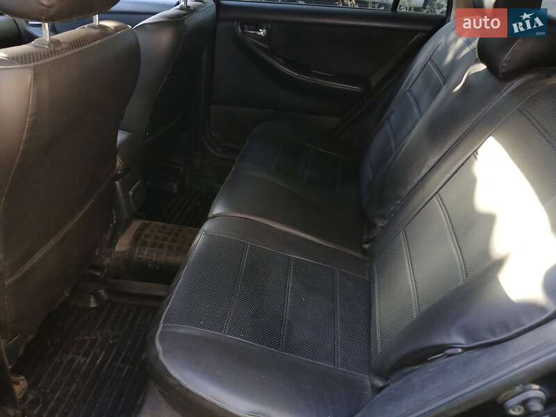 Універсал Toyota Corolla 2005 в Кривому Озері