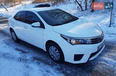 Седан Toyota Corolla 2013 в Виннице