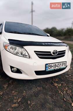 Седан Toyota Corolla 2008 в Великій Михайлівці