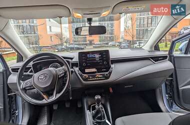 Седан Toyota Corolla 2019 в Івано-Франківську