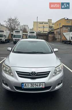 Седан Toyota Corolla 2006 в Києві