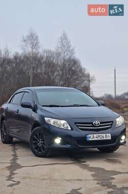 Седан Toyota Corolla 2008 в Львові