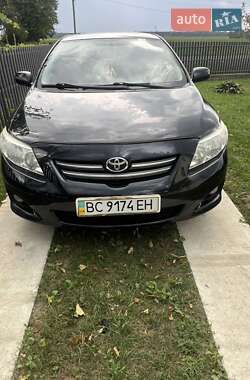 Седан Toyota Corolla 2008 в Стрию