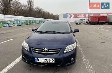 Седан Toyota Corolla 2008 в Кременчуге