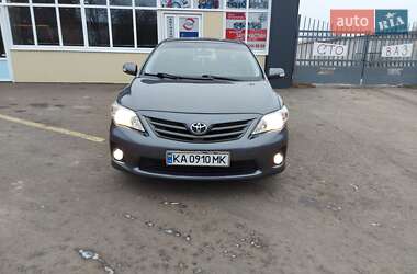 Седан Toyota Corolla 2010 в Конотопе