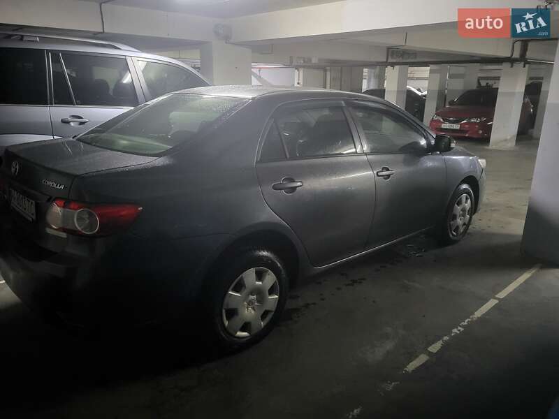 Седан Toyota Corolla 2011 в Киеве фото 7 Седан Toyota Corolla 2011 в Киеве