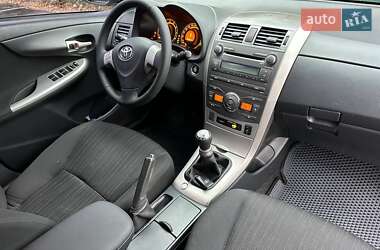 Седан Toyota Corolla 2008 в Одесі