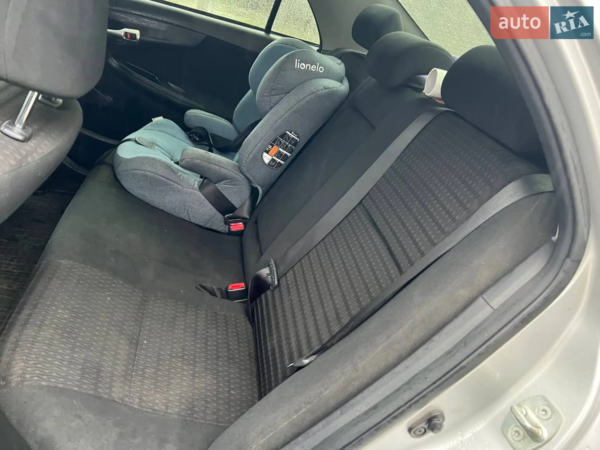 2010 Toyota Corolla - мініатюра 12