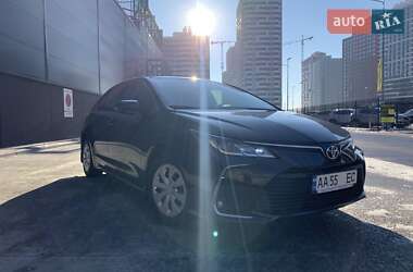 Седан Toyota Corolla 2019 в Києві