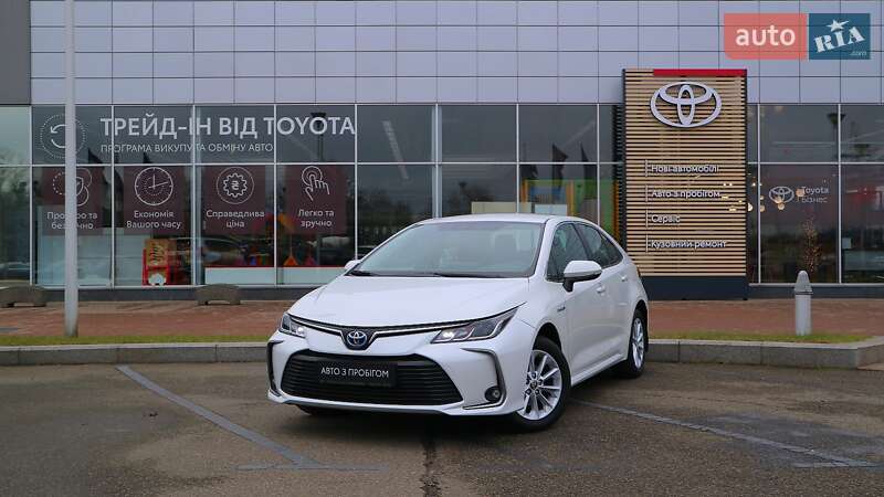 Седан Toyota Corolla 2021 в Киеве