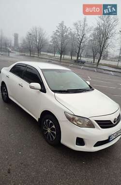 Седан Toyota Corolla 2012 в Львові