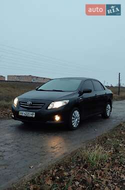 Седан Toyota Corolla 2008 в Прилуках