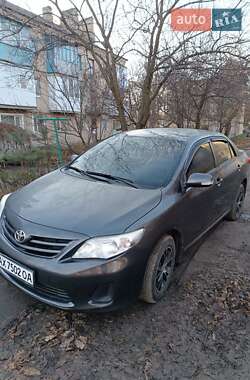 Седан Toyota Corolla 2010 в Лозовій