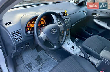 Седан Toyota Corolla 2007 в Шостке