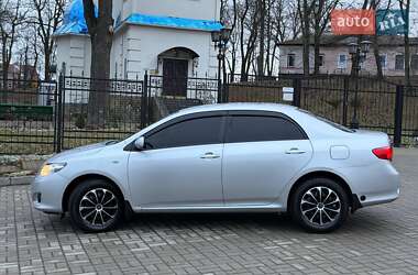 Седан Toyota Corolla 2008 в Прилуках