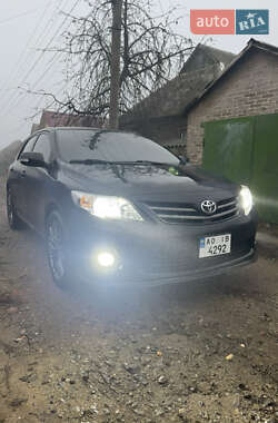 Седан Toyota Corolla 2012 в Краматорську