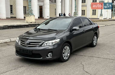 Седан Toyota Corolla 2011 в Днепре