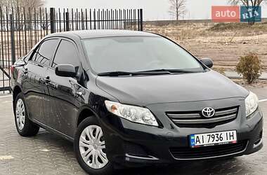 Седан Toyota Corolla 2009 в Києві