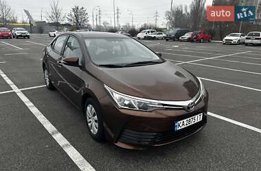 Седан Toyota Corolla 2018 в Києві