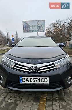 Седан Toyota Corolla 2013 в Кропивницькому