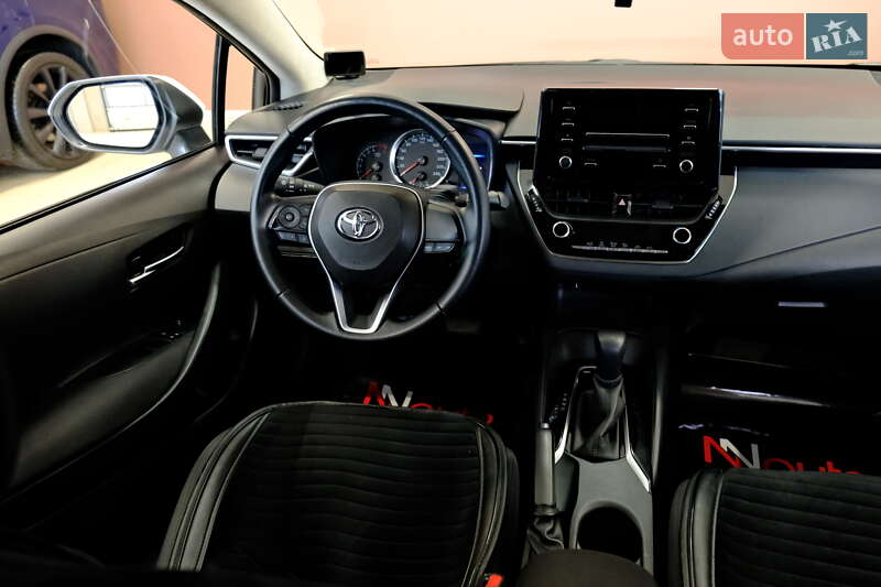 Седан Toyota Corolla 2021 в Одессе
