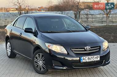 Седан Toyota Corolla 2009 в 