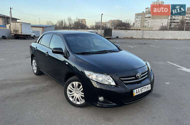 Седан Toyota Corolla 2008 в Киеве