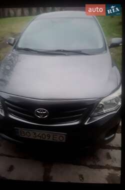 Седан Toyota Corolla 2010 в Копичинці