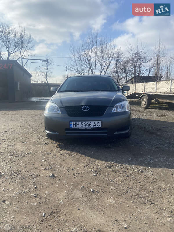 Хетчбек Toyota Corolla 2002 в Одесі