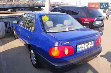 Седан Toyota Corolla 1997 в Києві