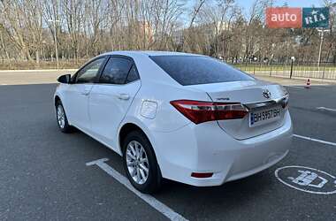 Седан Toyota Corolla 2013 в Одессе