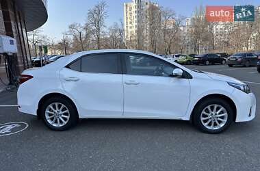 Седан Toyota Corolla 2013 в Одессе