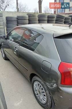 Хэтчбек Toyota Corolla 2002 в 
