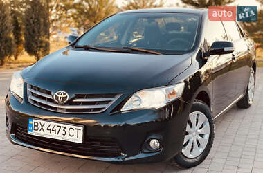 Седан Toyota Corolla 2010 в Хмельницком