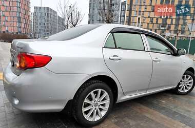 Седан Toyota Corolla 2009 в Киеве