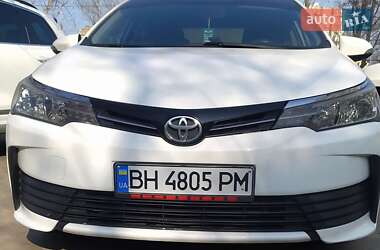 Седан Toyota Corolla 2018 в Білгороді-Дністровському