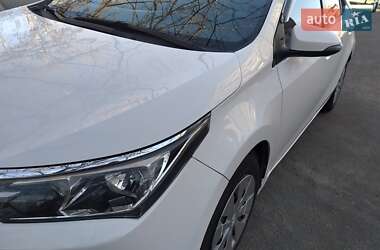 Седан Toyota Corolla 2018 в 