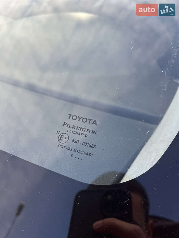 Хэтчбек Toyota Corolla 2005 в Одессе фото 16 Хэтчбек Toyota Corolla 2005 в Одессе