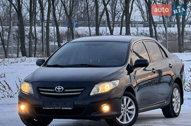 Седан Toyota Corolla 2009 в Днепре