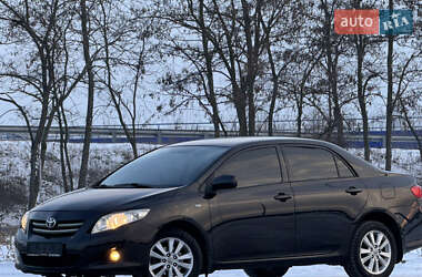 Седан Toyota Corolla 2009 в Днепре