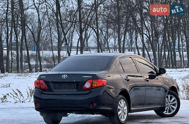 Седан Toyota Corolla 2009 в Днепре