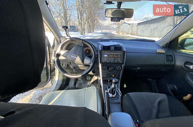 Седан Toyota Corolla 2012 в 