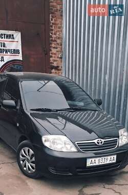 Седан Toyota Corolla 2005 в Умані