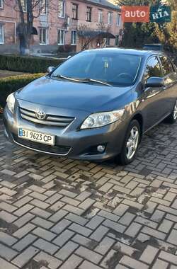 Седан Toyota Corolla 2008 в Кременчуге